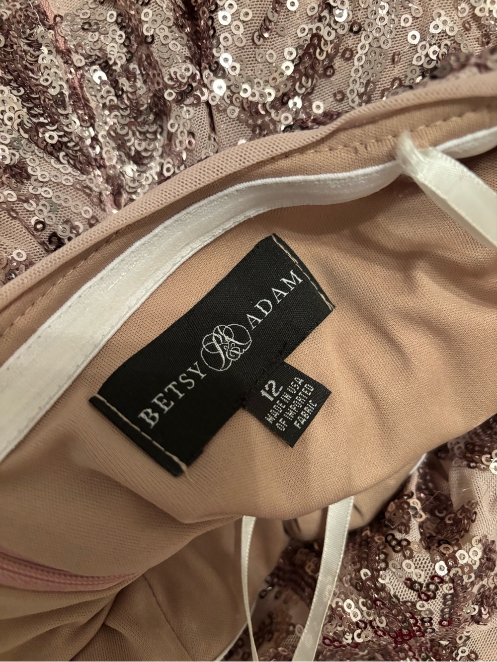 Betsy & Adam Rose Pink Sequin Off-Shoulder Dress 12 - Picture 6 of 7